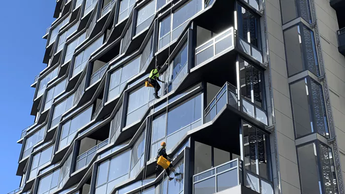 rope access window cleaning